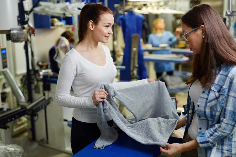 L’art du nettoyage textile : un savoir-faire entre chimie et délicatesse
